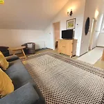 Haus Erika Holiday home Bad Mitterndorf